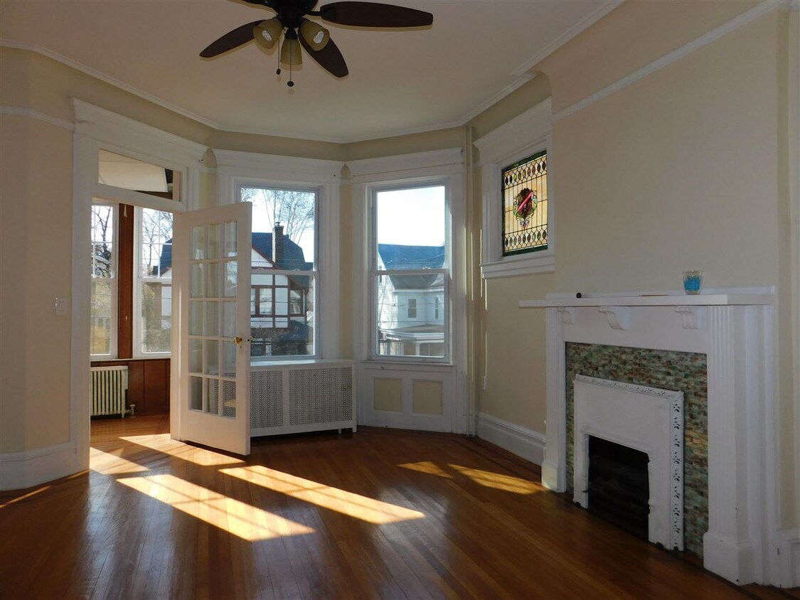 44 Fulton St, Weehawken, NJ 07086 House for Rent in Weehawken, NJ