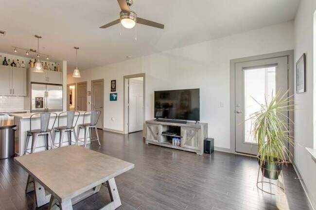 Foto del edificio - 1638 54th Ave N