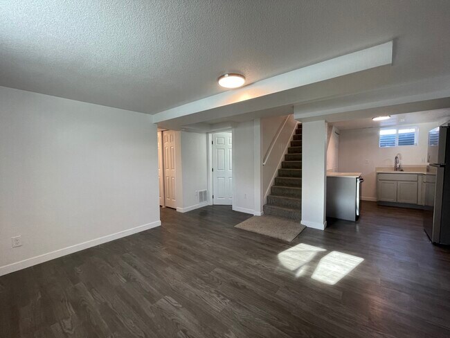 Building Photo - 2415 S Marion St