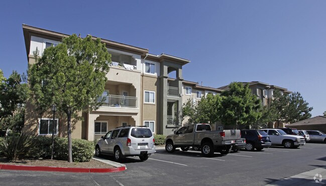 Foto del edificio - Camden Sierra at Otay Ranch
