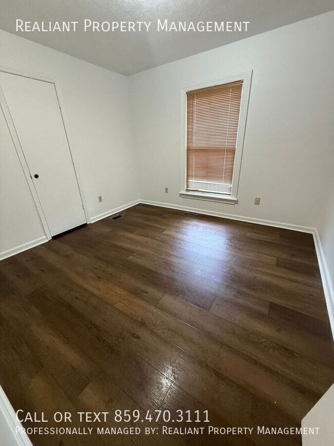 Building Photo - 216 Shreveport Dr