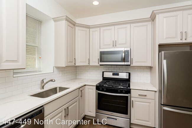 Foto del edificio - 447-449 N Carpenter St