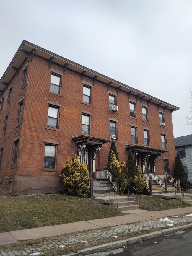 Photo - 42 Alden St Apartment