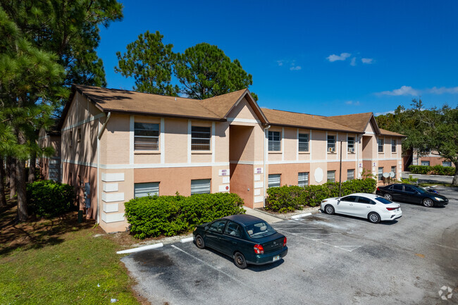 Building Photo - Palm Bay Club