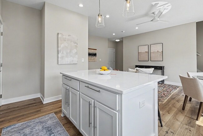 Foto del edificio - Luxury New Construction Townhome with Attached 2 Car Garage!