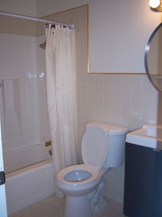 Foto del edificio - 3BD/2BA Single Family Home with POOL! –  $200 OFF FIRST MONTHS RENTS