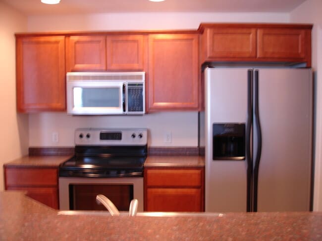 Building Photo - 703 Prairie View Rd