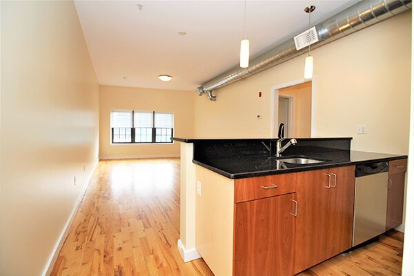 Foto del edificio - 155 Washington St