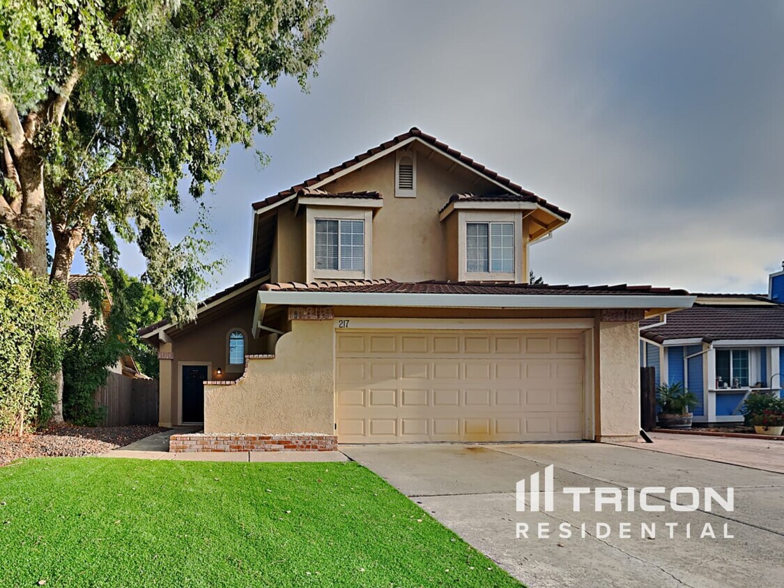 Foto principal - 217 Sunhaven Dr