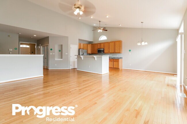 Building Photo - 122 Hearthstone Dr