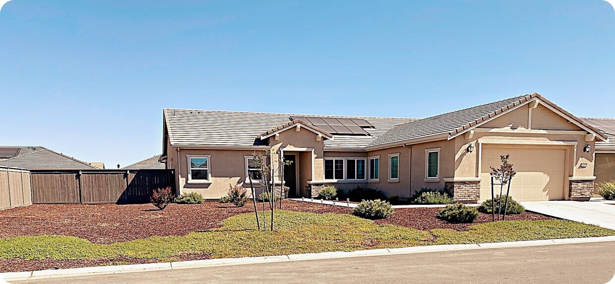 2073 Abbeylane Way, Olivehurst, CA 95961 House Rental in Olivehurst