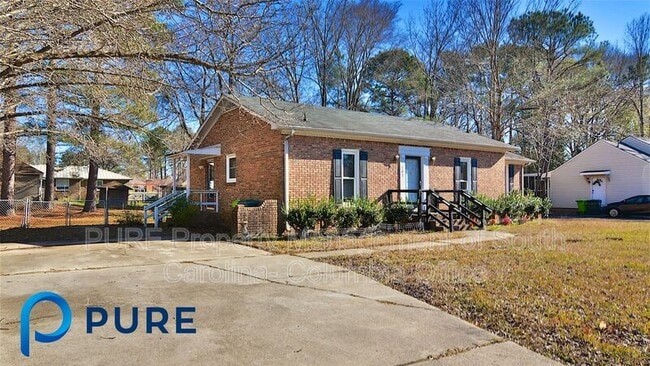 Building Photo - 207 W Royal Tower Dr