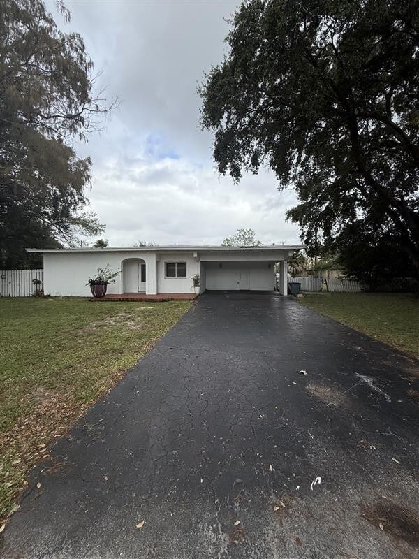 Building Photo - 4021 SW 1st St