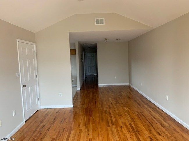 Foto del edificio - 268 Mt Pleasant Ave