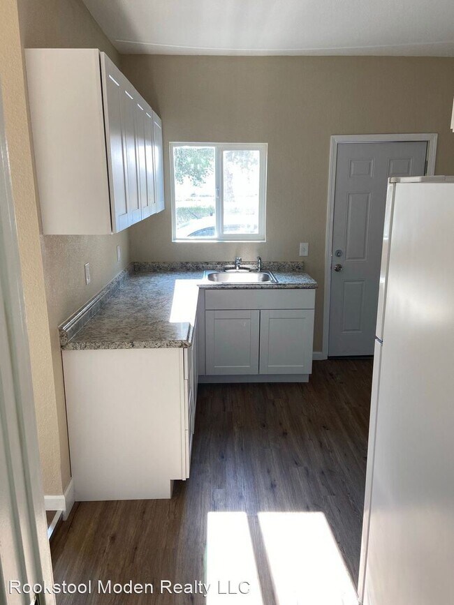 Foto del edificio - 1 br, 1 bath House - 318 E Front St