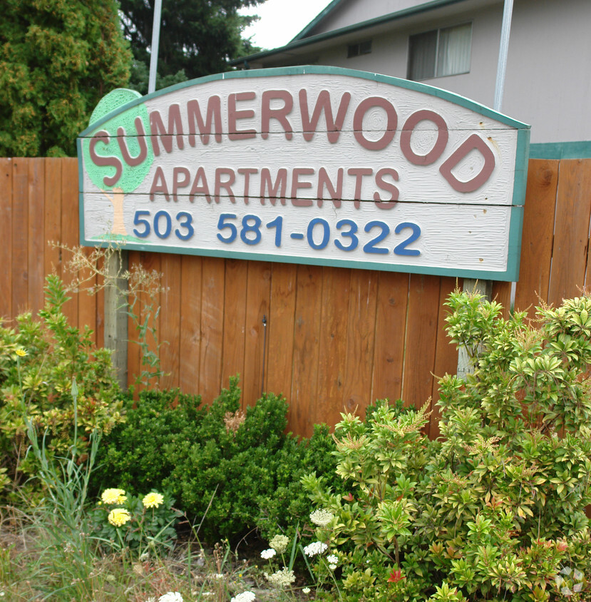 Foto del edificio - Summerwood Apartments