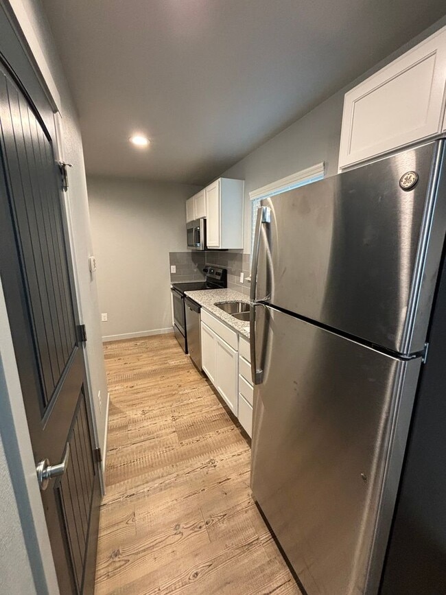 Building Photo - Brand new cottage apartment homes - New Co...