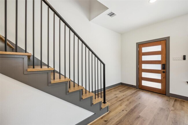 Foto del edificio - 5620 Shreveport Blvd