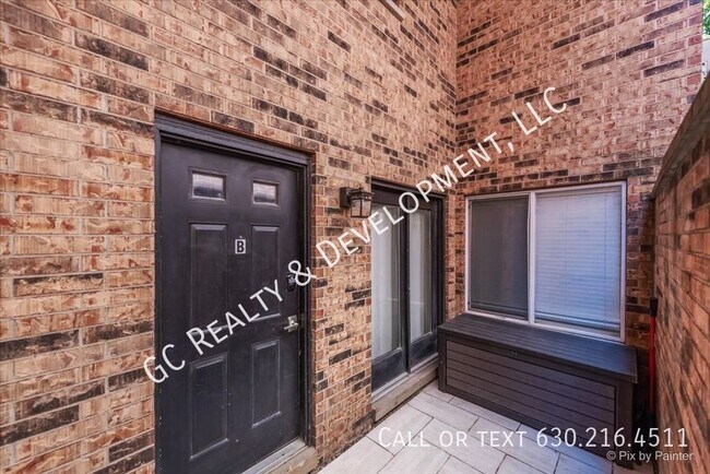 Building Photo - ***LAKEVIEW LUXURY 3-STORY TOWNHOME / 3BDR...