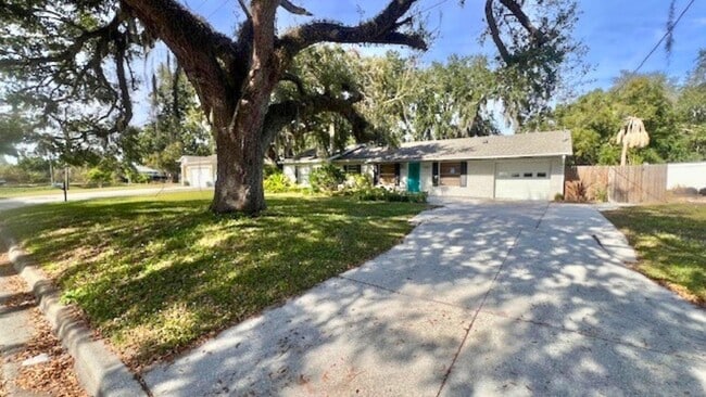 Foto del edificio - 1005 Schuylkill St