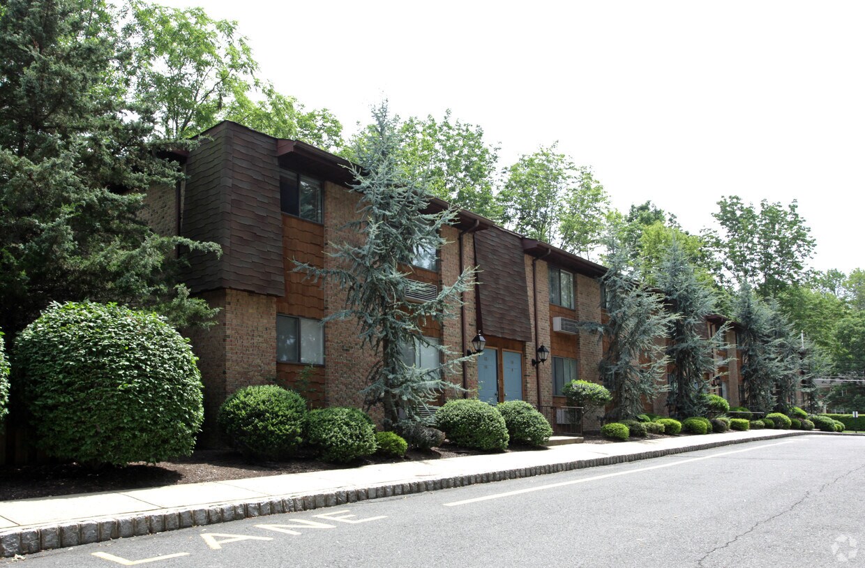 Foto del edificio - New Providence Mews Apartments