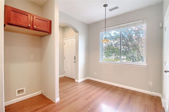 Foto del edificio - 5708 E 127th Ave