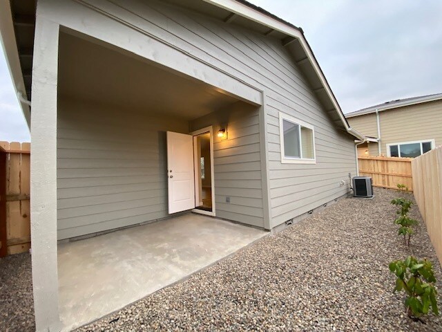 Foto del edificio - 2138 Fahey Way