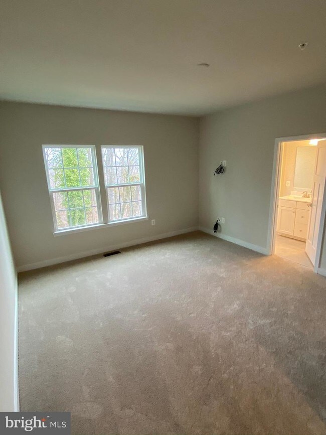 Foto del edificio - 2416 Avondale Overlook Dr
