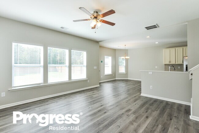 Building Photo - 105 Lakemont Dr