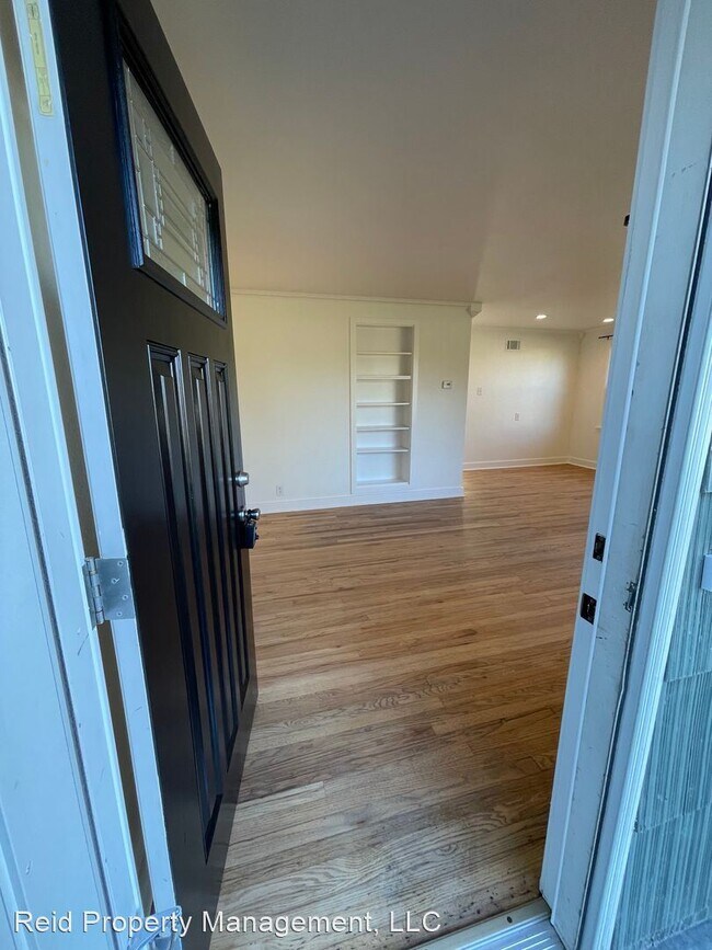 Foto del edificio - 3 br, 1 bath House - 1115 Dibb Street