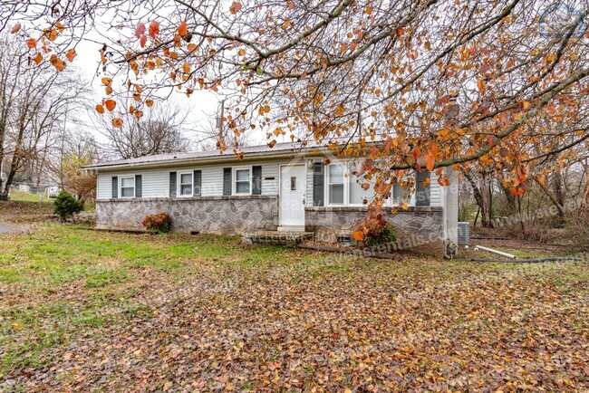 Building Photo - 1211 Dale Way