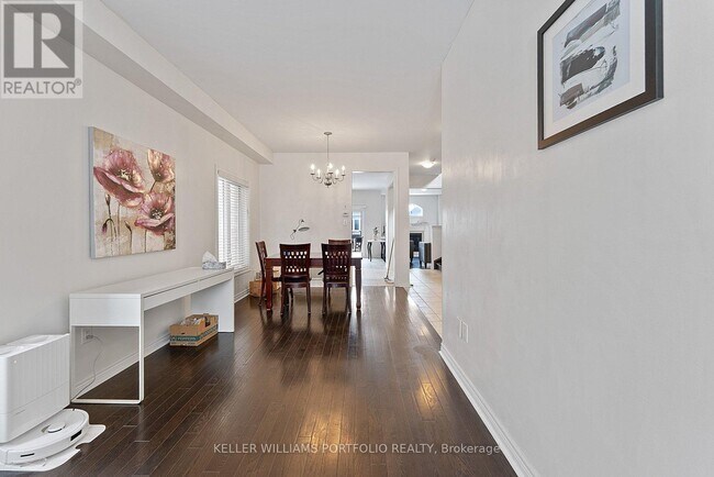 Photo du bâtiment - 301 Oberfrick Ave