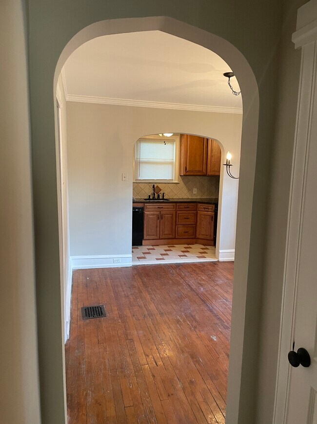 Kitchen - 110 Chestnut St