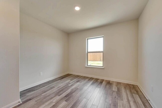 Foto del edificio - 3082 Chillingham Dr