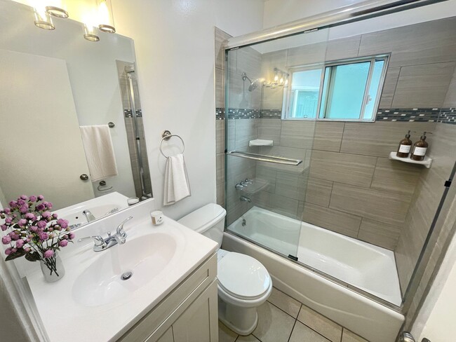Foto del interior - 4232 Lindblade Dr