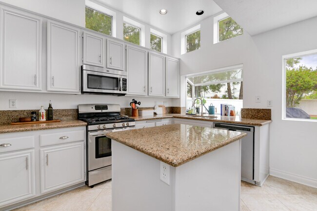 Building Photo - 4902 Patina Ct