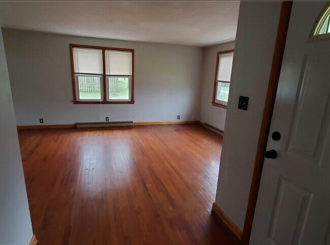 Foto del edificio - 963 Roberts St