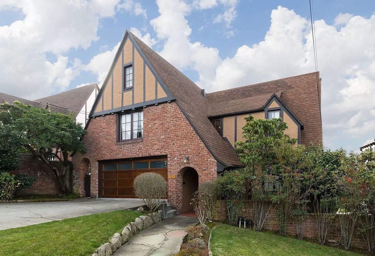 114 St Albans Rd, Kensington, CA 94708 House Rental in Kensington, CA