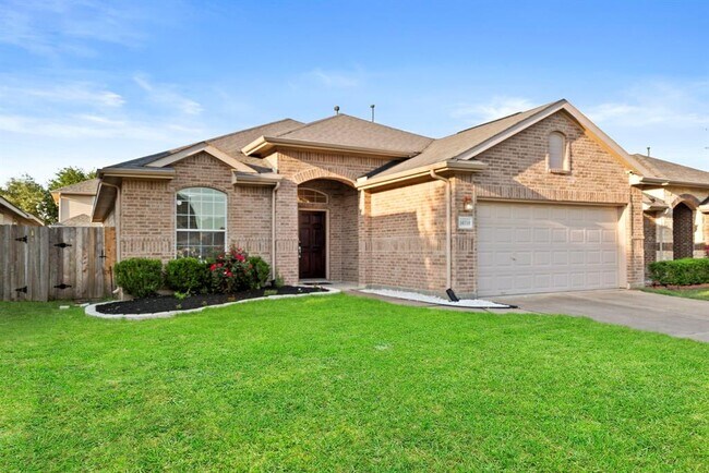 Building Photo - 16710 Jelly Park Stone Dr
