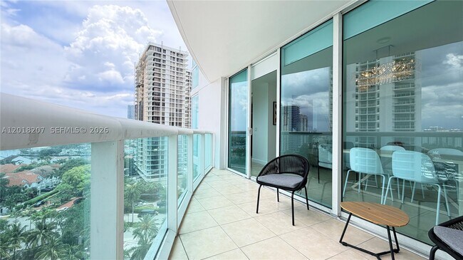 Building Photo - 19400 Turnberry Way