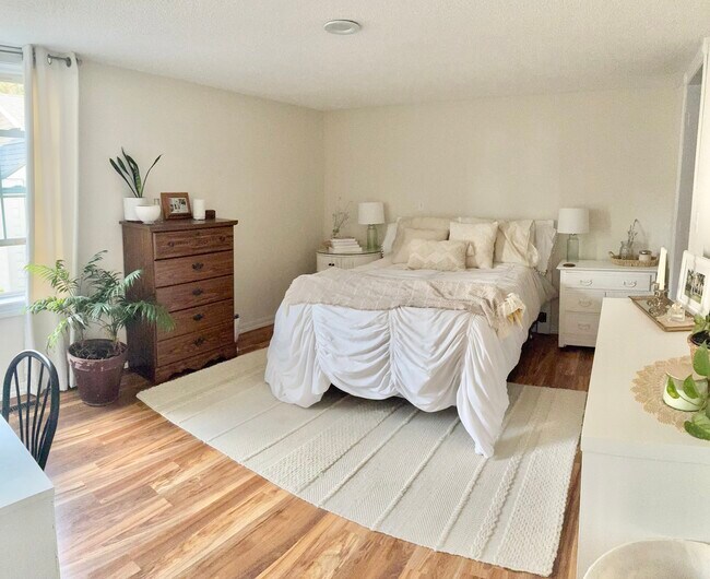 Foto del edificio - 201 7th St W