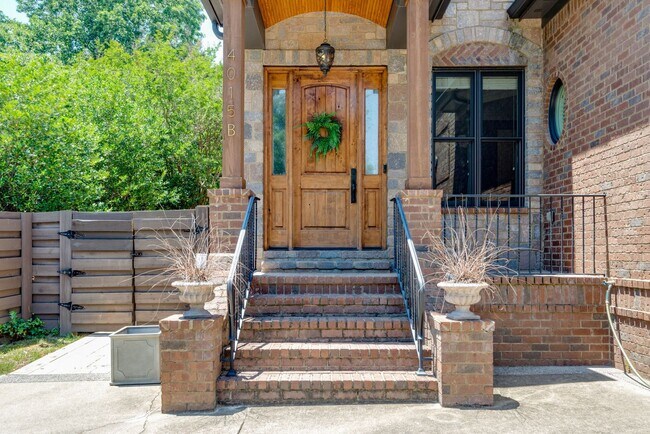 Building Photo - GREEN HILLS HOME with POOL FOR RENT: Walk ...