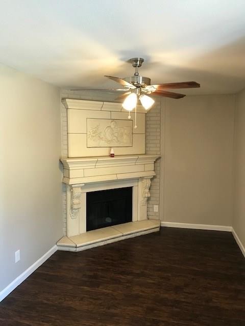 Building Photo - 3845 Newport Dr