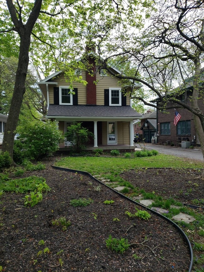 Building Photo - 5609 Central Ave