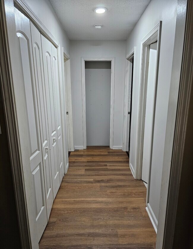 Foto del edificio - 10430 Brawley Ln