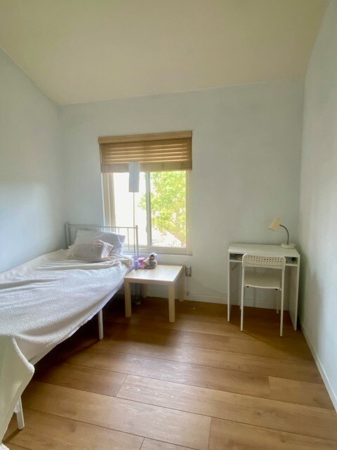 Foto del edificio - 4419 Via Amable