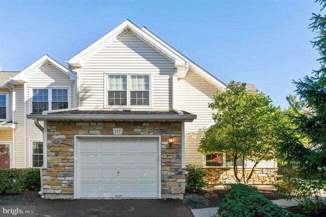 ¡Garaje para un auto - 111 Shoal Creek Dr