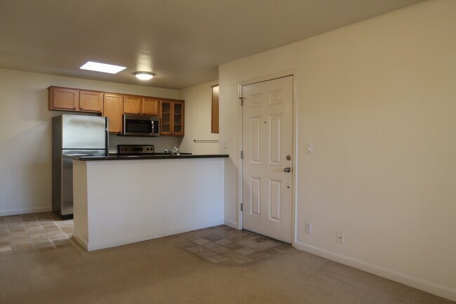 Kitchen - 440 Dempsey Rd Apartment