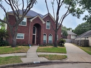 Building Photo - 16215 Waiting Spring Cir