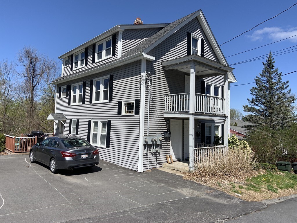 14 Curve St Unit 2, Millbury, MA 01527 Apartment for Rent in Millbury